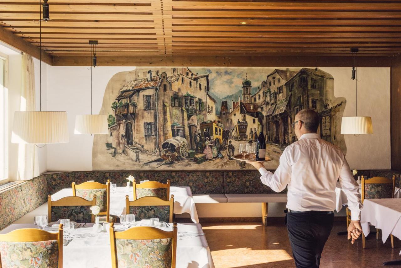 Posthotel Lutago Εξωτερικό φωτογραφία